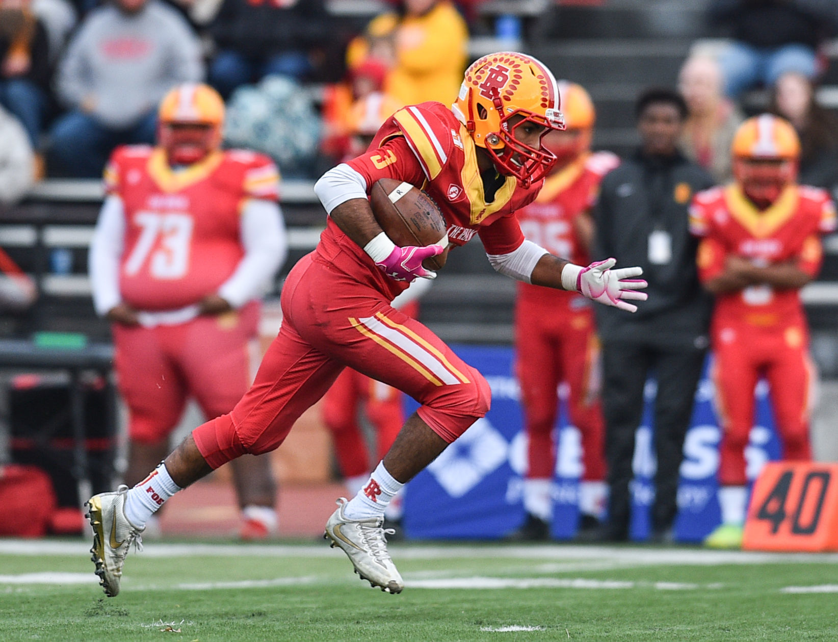 110919-mda-spt-rocky-football-058a.jpg